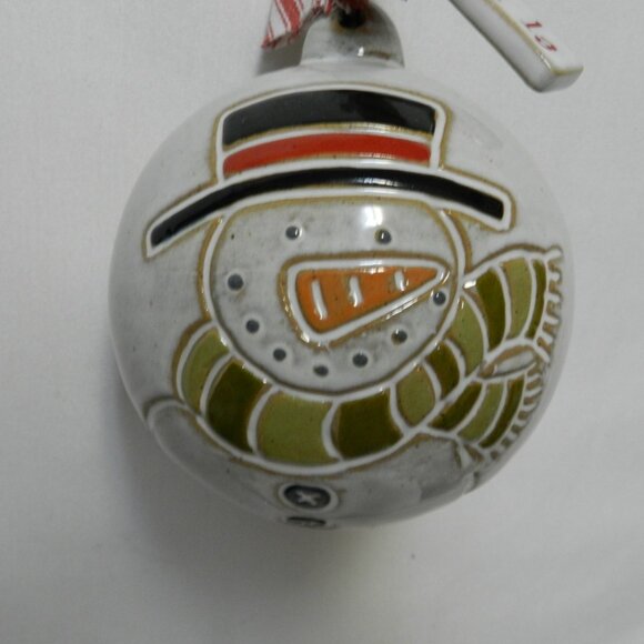 Mud Pie Snowman Christmas Ornament large ball stoneware Holiday  4.5" x 4.5" NEW - Picture 2 of 9